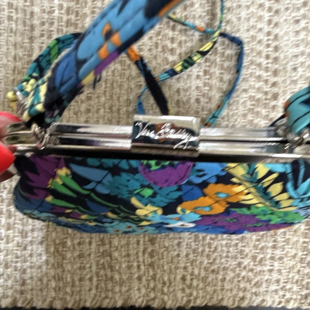 Vera Bradley Multicolor Floral Quilted Crossbody Bag Clasp Women's Small